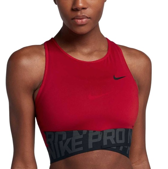 nike intertwist crop top